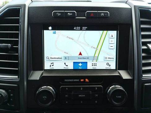 Used 2018 Ford F150 XLT w/ Equipment Group 302A Luxury AWD/4WD image 29