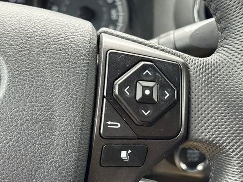 Used 2023 Toyota Tacoma TRD Sport AWD/4WD image 18