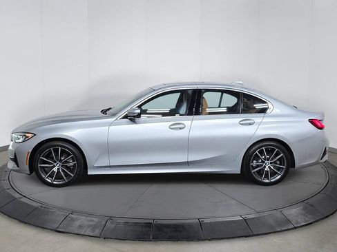 Used 2019 BMW 330i Sedan w/ Premium Package RWD image 2
