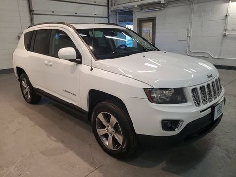 Used 2016 Jeep Compass High Altitude AWD/4WD image 8