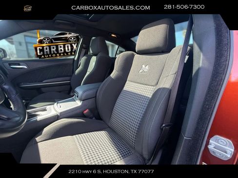 Used 2022 Dodge Charger Scat Pack w/ Harman/Kardon Audio Group RWD image 20