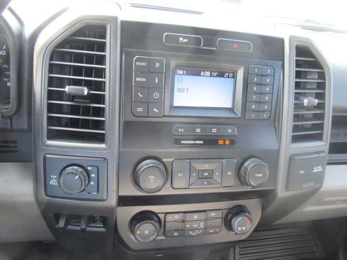 Used 2022 Ford F350 XL w/ Power Equipment Group AWD/4WD image 24