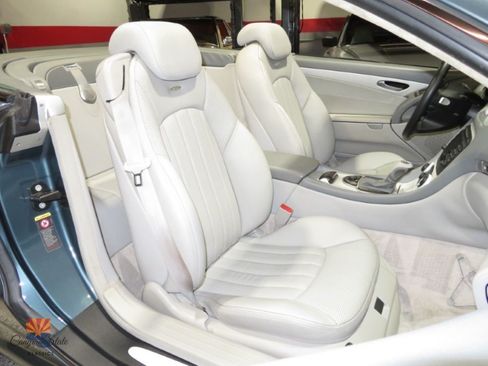 Used 2004 Mercedes-Benz SL 55 AMG image 5