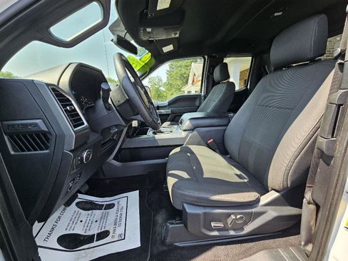 Used 2016 Ford F150 XLT w/ Equipment Group 302A Luxury AWD/4WD image 5