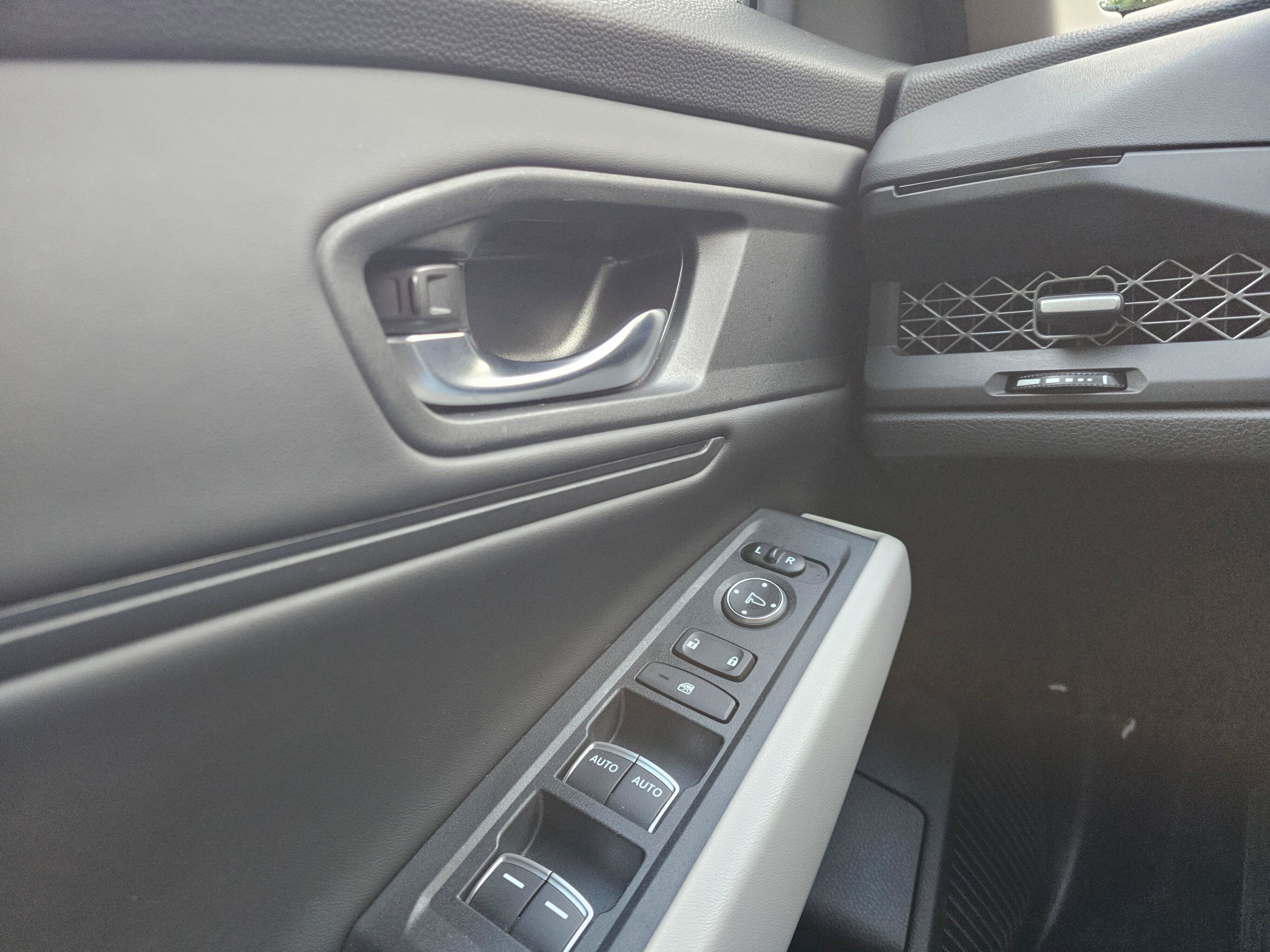 Used 2023 Honda Accord EX image 30