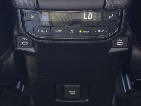 Used 2025 Toyota Grand Highlander AWD Hybrid image 48