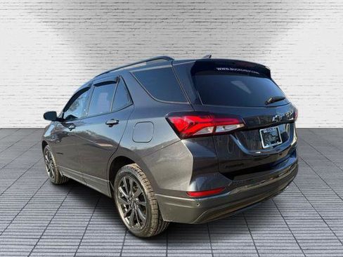 Used 2022 Chevrolet Equinox RS w/ RS Leather Package image 5