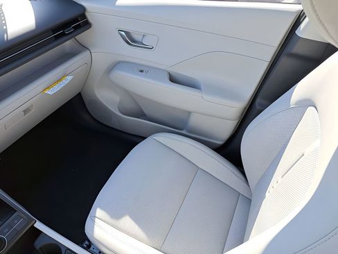 New 2026 Hyundai Kona SEL Premium AWD/4WD image 12