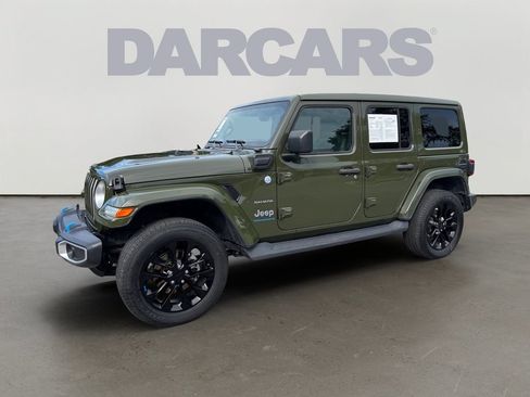 Used 2023 Jeep Wrangler Unlimited Sahara AWD/4WD image 3