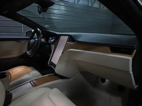 Used 2019 Tesla Model S Long Range image 12
