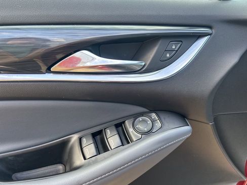 Used 2023 Buick Enclave Essence w/ Experience Buick Package image 15