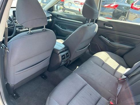 Used 2020 Nissan Altima 2.5 SV FWD image 14