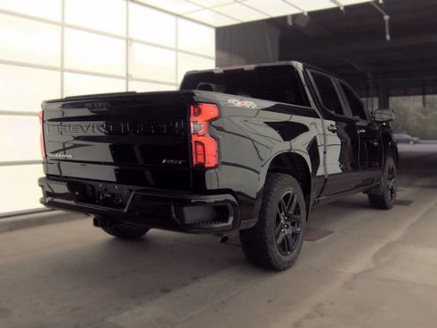 Used 2024 Chevrolet Silverado 1500 RST AWD/4WD image 4
