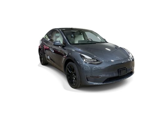 Certified 2023 Tesla Model Y AWD image 8
