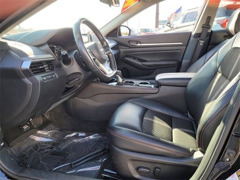 Used 2024 Nissan Altima 2.5 SR image 4