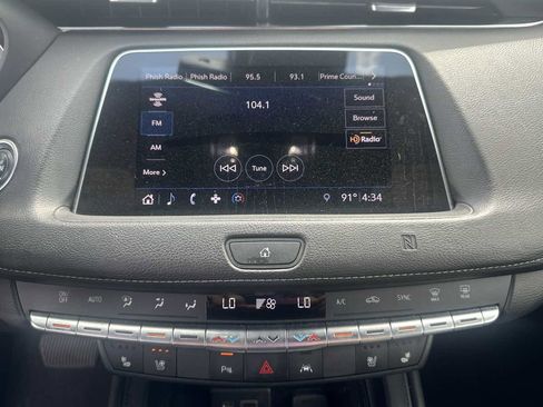 Used 2019 Cadillac XT4 Premium Luxury image 18