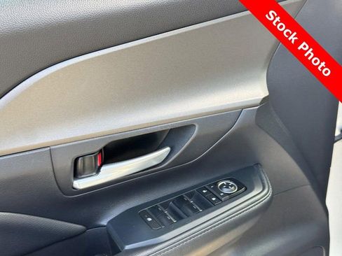 Used 2024 Toyota Grand Highlander FWD image 19