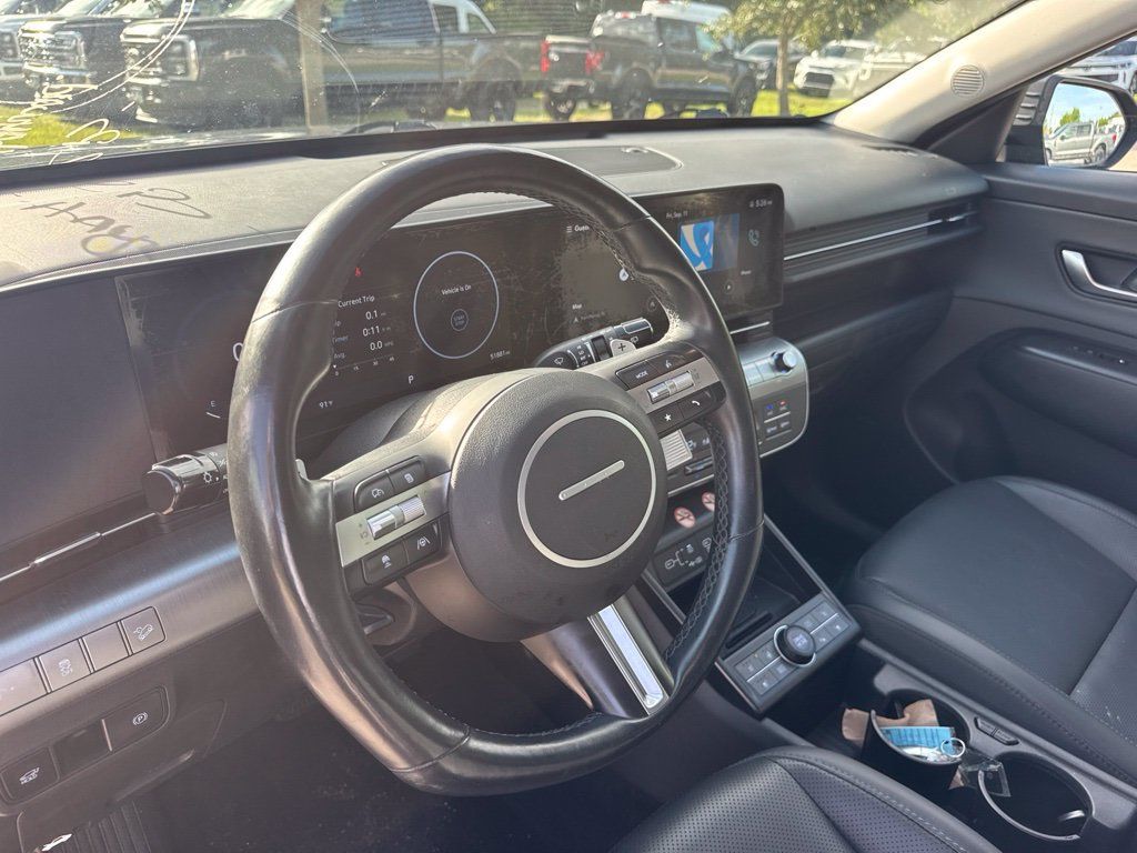Used 2024 Hyundai Kona Limited FWD image 9