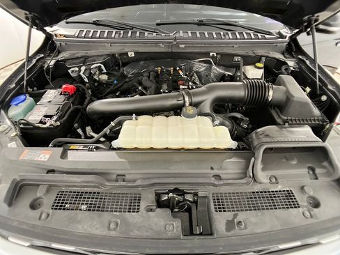 Certified 2024 Ford Expedition Limited image 33