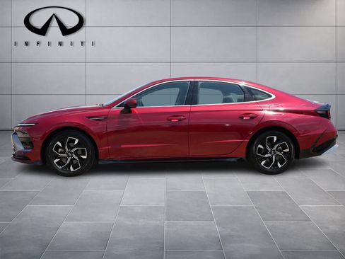 Used 2025 Hyundai Sonata SEL FWD image 4