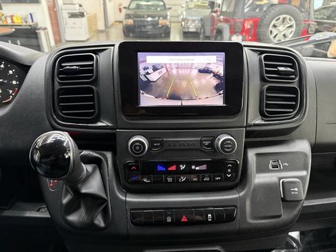 Used 2023 RAM ProMaster 2500 FWD image 23