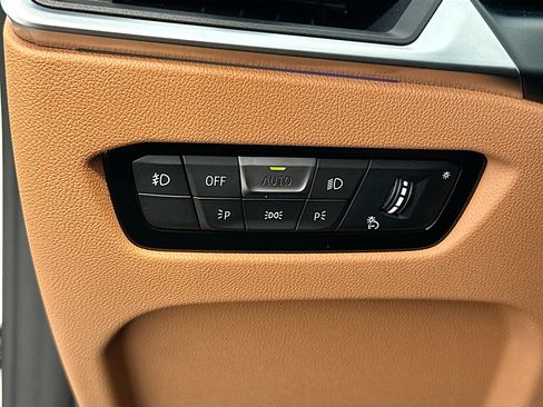 Used 2024 BMW 430i Convertible w/ M Sport Package RWD image 10