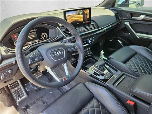 Used 2023 Audi SQ5 Prestige w/ Prestige Package AWD/4WD image 13