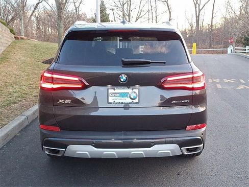 Used 2023 BMW X5 xDrive40i w/ Premium Package image 5