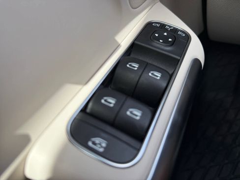 New 2026 Mercedes-Benz GLA 250 4MATIC image 24