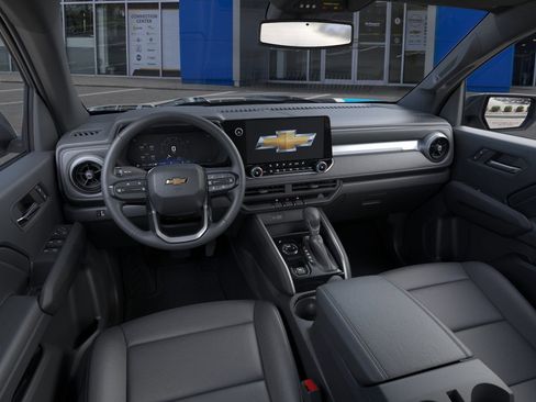 New 2025 Chevrolet Colorado LT w/ LT Convenience Package image 39