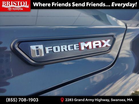 Used 2025 Toyota Tacoma Trailhunter image 38