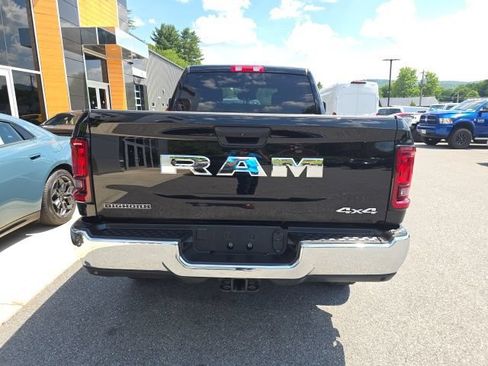 Certified 2026 RAM 2500 Big Horn AWD/4WD image 6