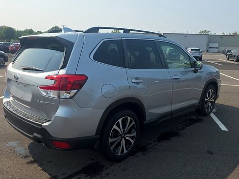 Used 2020 Subaru Forester Limited AWD/4WD image 4
