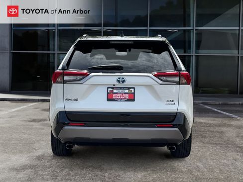 Used 2019 Toyota RAV4 XSE AWD/4WD image 11