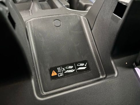 New 2026 GMC Sierra 1500 SLT w/ SLT Premium Plus Package image 32