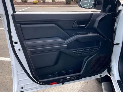 Used 2024 Toyota Tacoma SR image 23