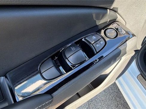 Used 2025 Nissan Altima 2.5 SL image 20