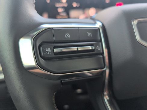 Used 2026 GMC Canyon Denali AWD/4WD image 13