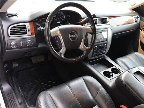 Used 2014 GMC Yukon SLT AWD/4WD image 12