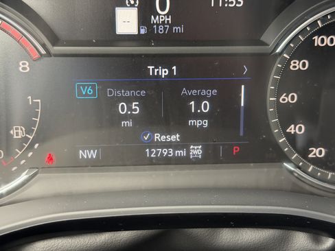 Certified 2025 Cadillac XT5 Premium Luxury image 31