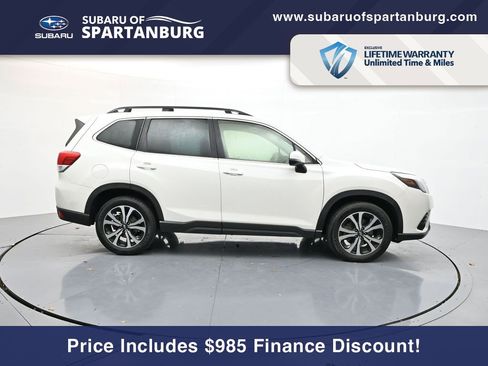 Used 2022 Subaru Forester Limited image 8
