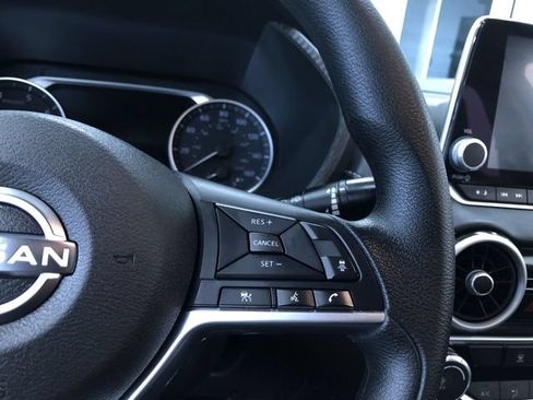 Used 2025 Nissan Sentra SV FWD image 26