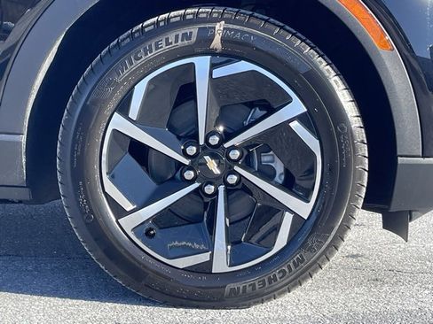 New 2026 Chevrolet Equinox EV LT image 10