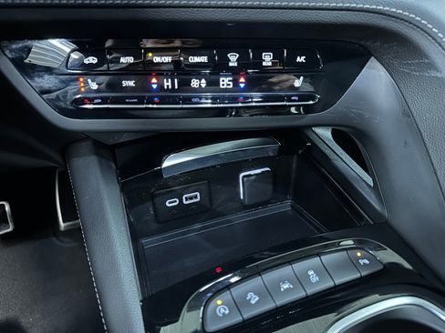 Certified 2023 Buick Envision Preferred w/ Sport Touring Package image 16