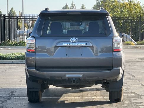 Used 2023 Toyota 4Runner SR5 image 5