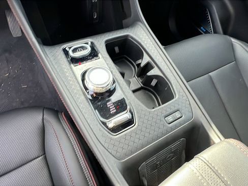 Used 2024 Jeep Wagoneer Launch Edition image 31