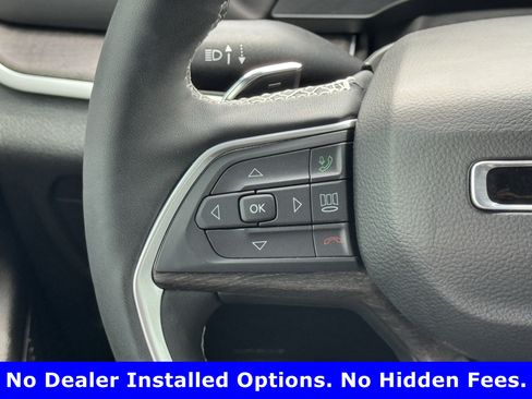 Used 2025 Jeep Grand Cherokee L Limited w/ Black Appearance Package RWD image 13