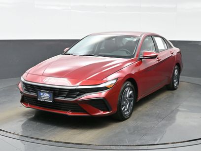 Certified 2025 Hyundai Elantra Blue