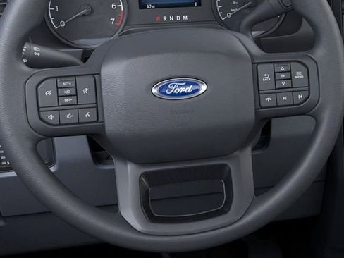 New 2026 Ford F250 XL w/ XL Chrome Package AWD/4WD image 12