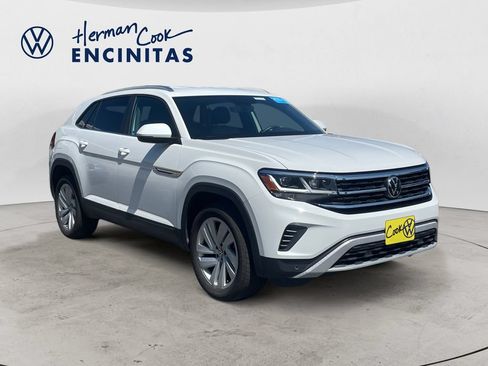 Certified 2023 Volkswagen Atlas Cross Sport SE FWD image 7